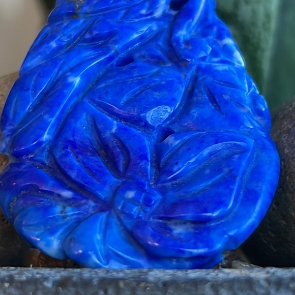 14 karat gold and lapis pendant - Picture 6 of 13